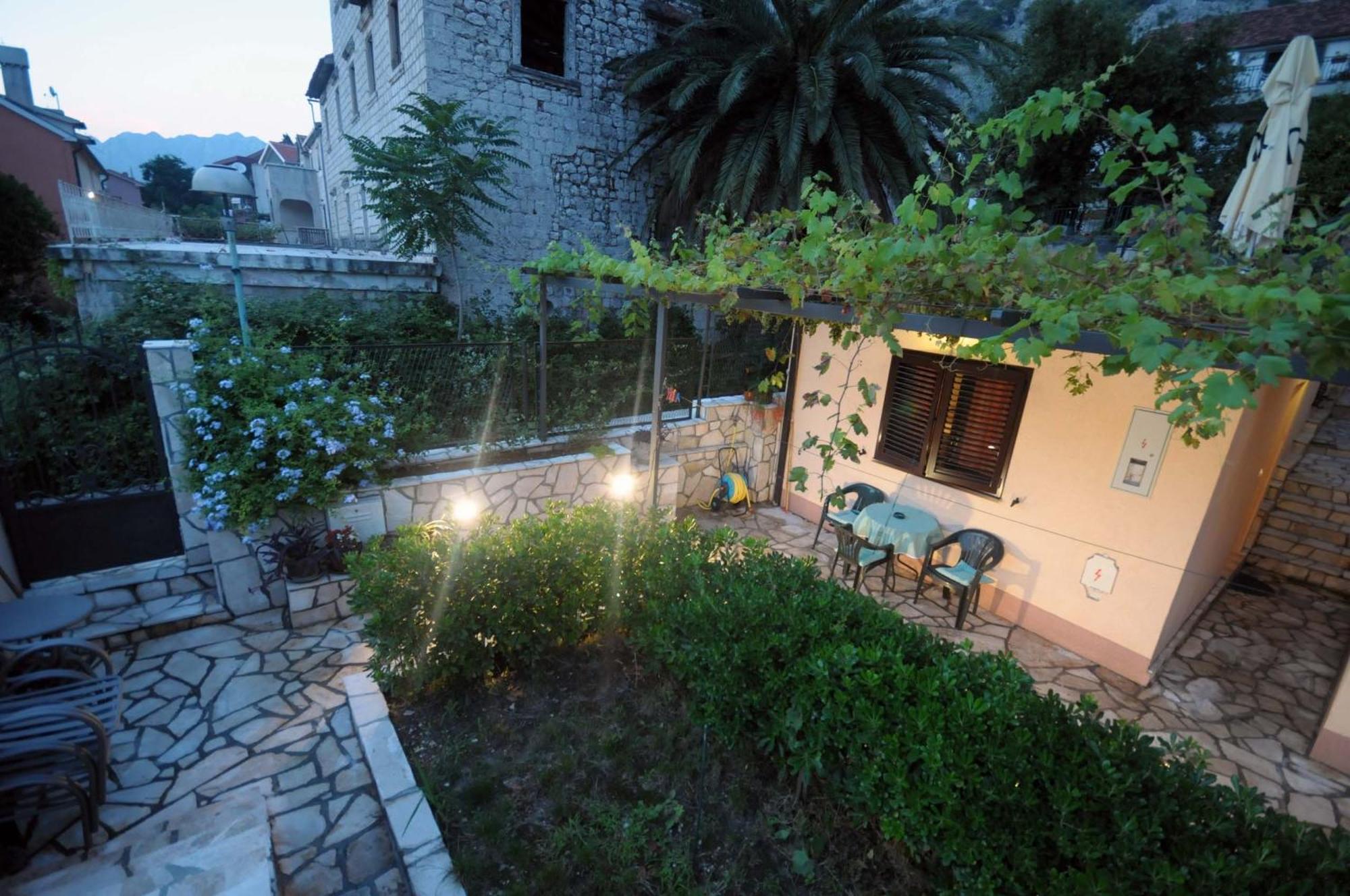 Bjelica Apartments Kotor Habitación foto